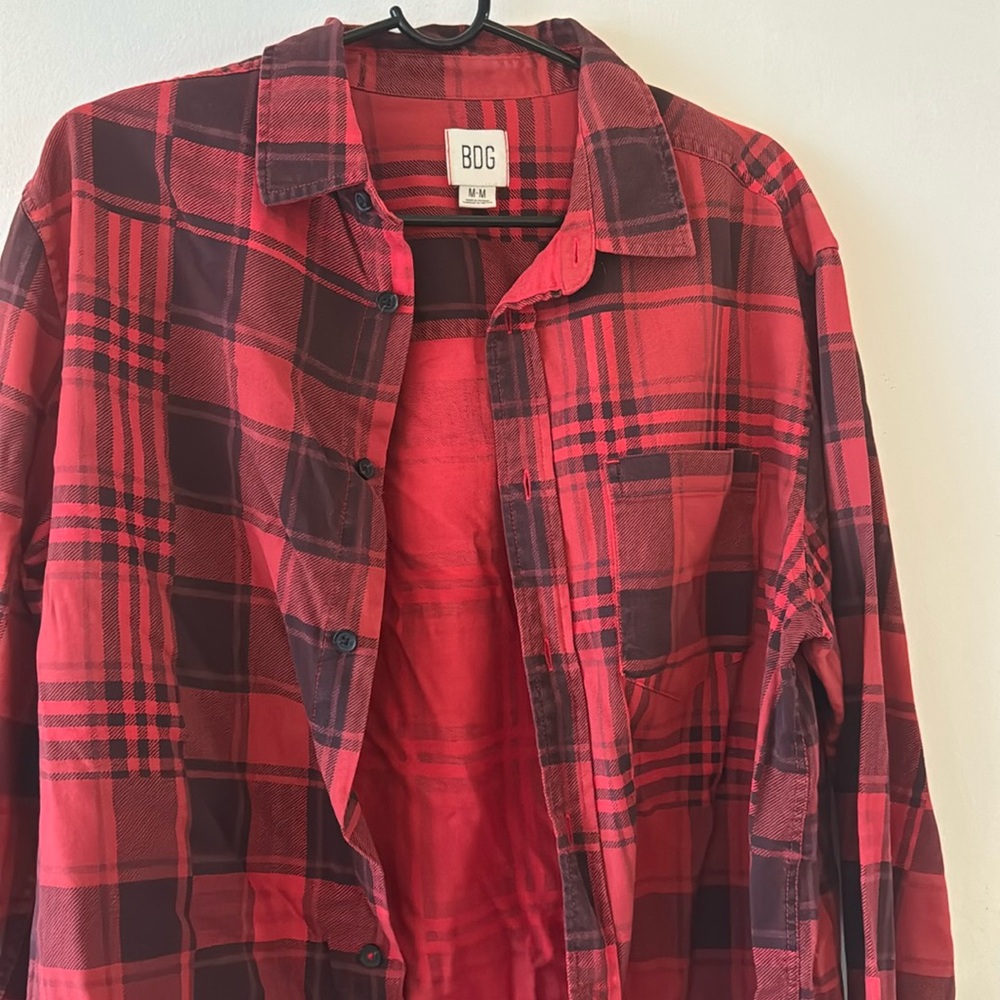 BDG UO red flannel size Medium